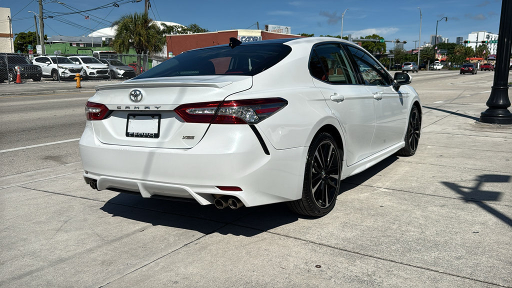 Used 2019 Toyota Camry XSE FWD image 14