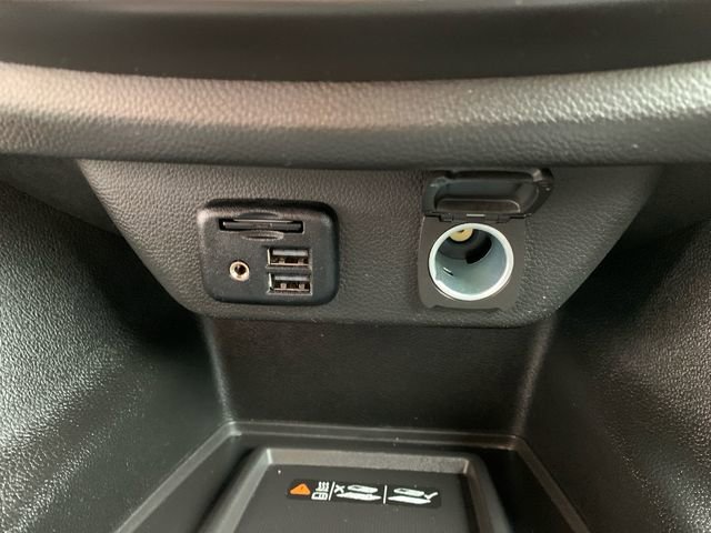 Used 2023 Chevrolet Traverse Premier image 29