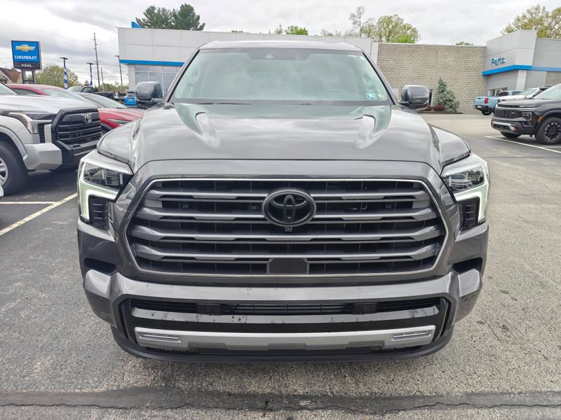 Used 2024 Toyota Sequoia Limited w/ Tow Technology Package AWD/4WD image 2