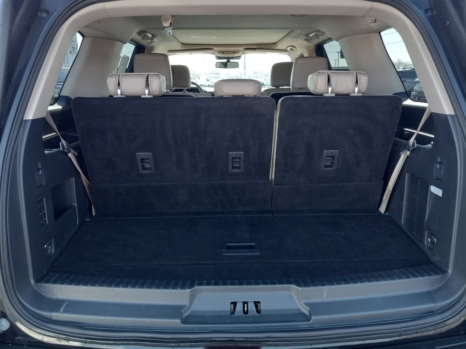 Used 2023 Ford Expedition Limited AWD/4WD image 11