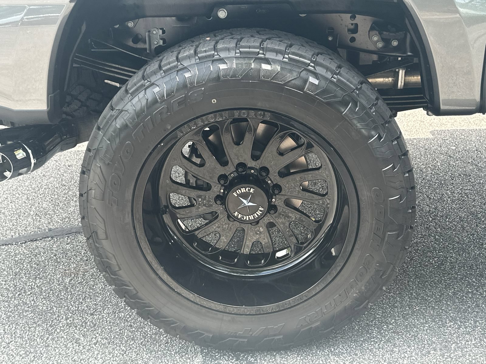 New 2026 Ford F250 Platinum w/ Tremor Off-Road Package AWD/4WD image 18