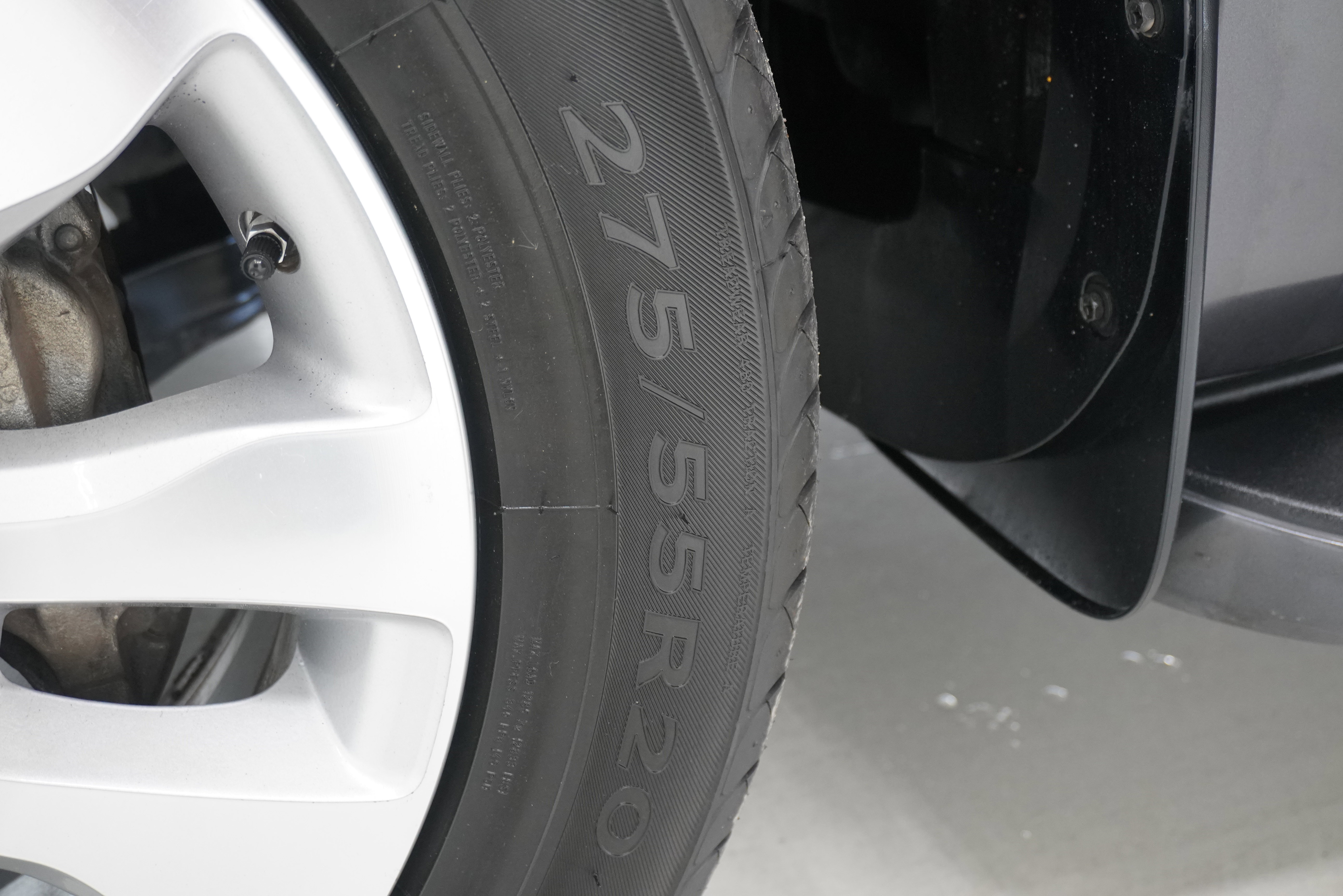 Used 2015 Toyota Sequoia Platinum image 32