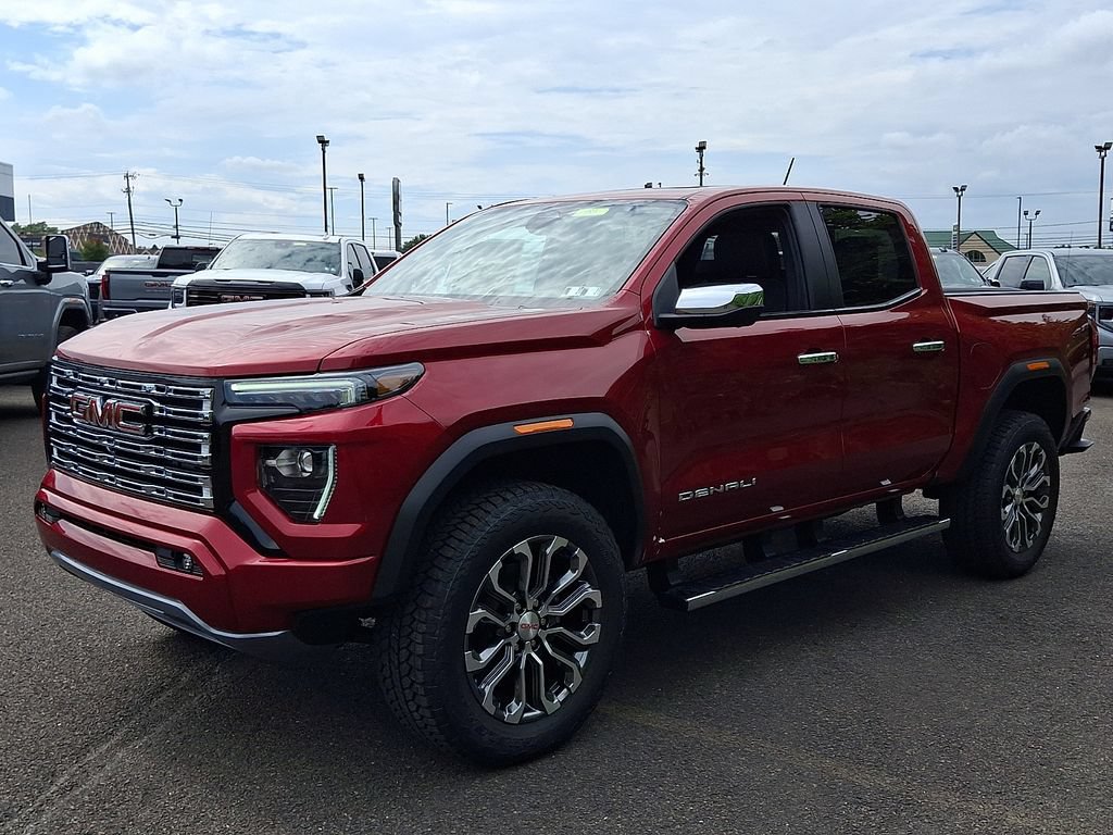 New 2026 GMC Canyon Denali AWD/4WD image 3