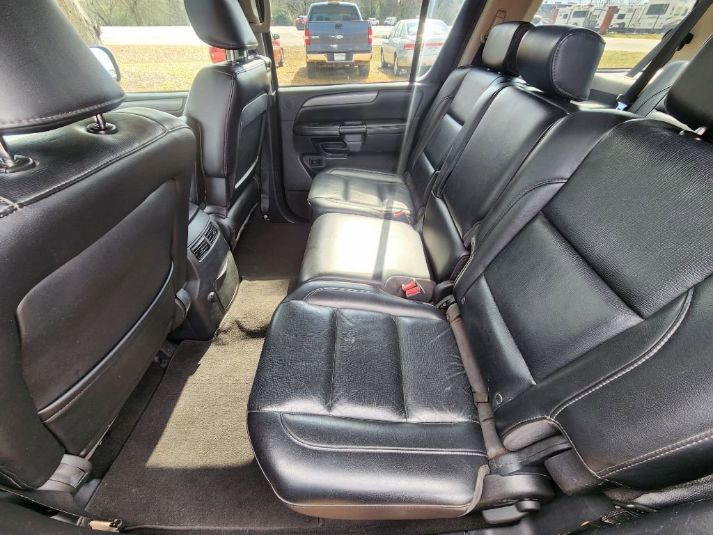 Used 2008 Nissan Armada SE w/ Premium Pkg image 8
