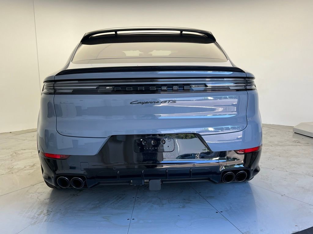 Certified 2025 Porsche Cayenne GTS AWD/4WD image 21