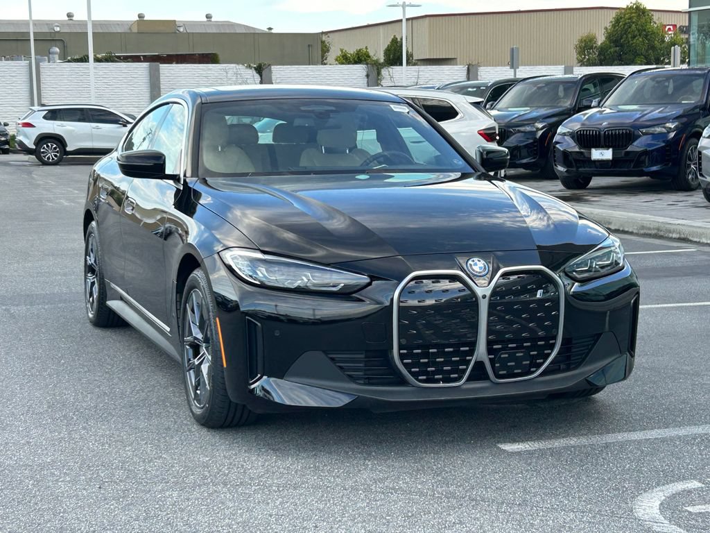 Used 2023 BMW i4 eDrive35 RWD image 7