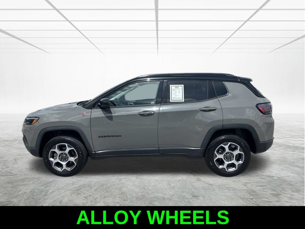 Certified 2022 Jeep Compass Trailhawk w/ Trailhawk Elite Group AWD/4WD image 9