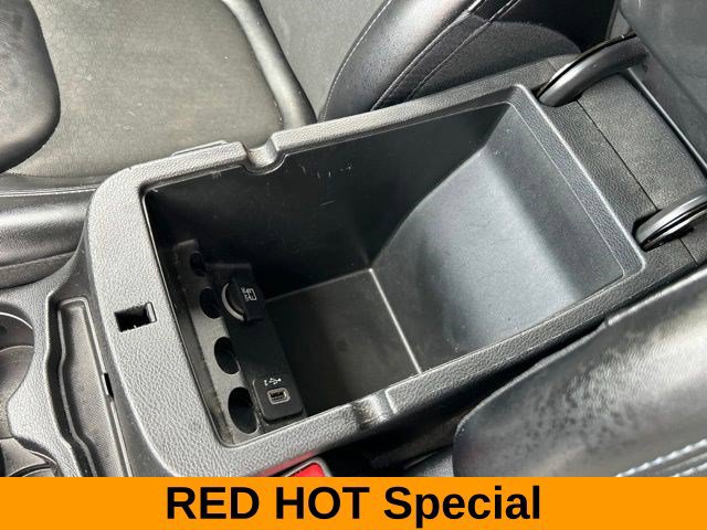 Used 2019 Jeep Cherokee Latitude Plus AWD/4WD image 35
