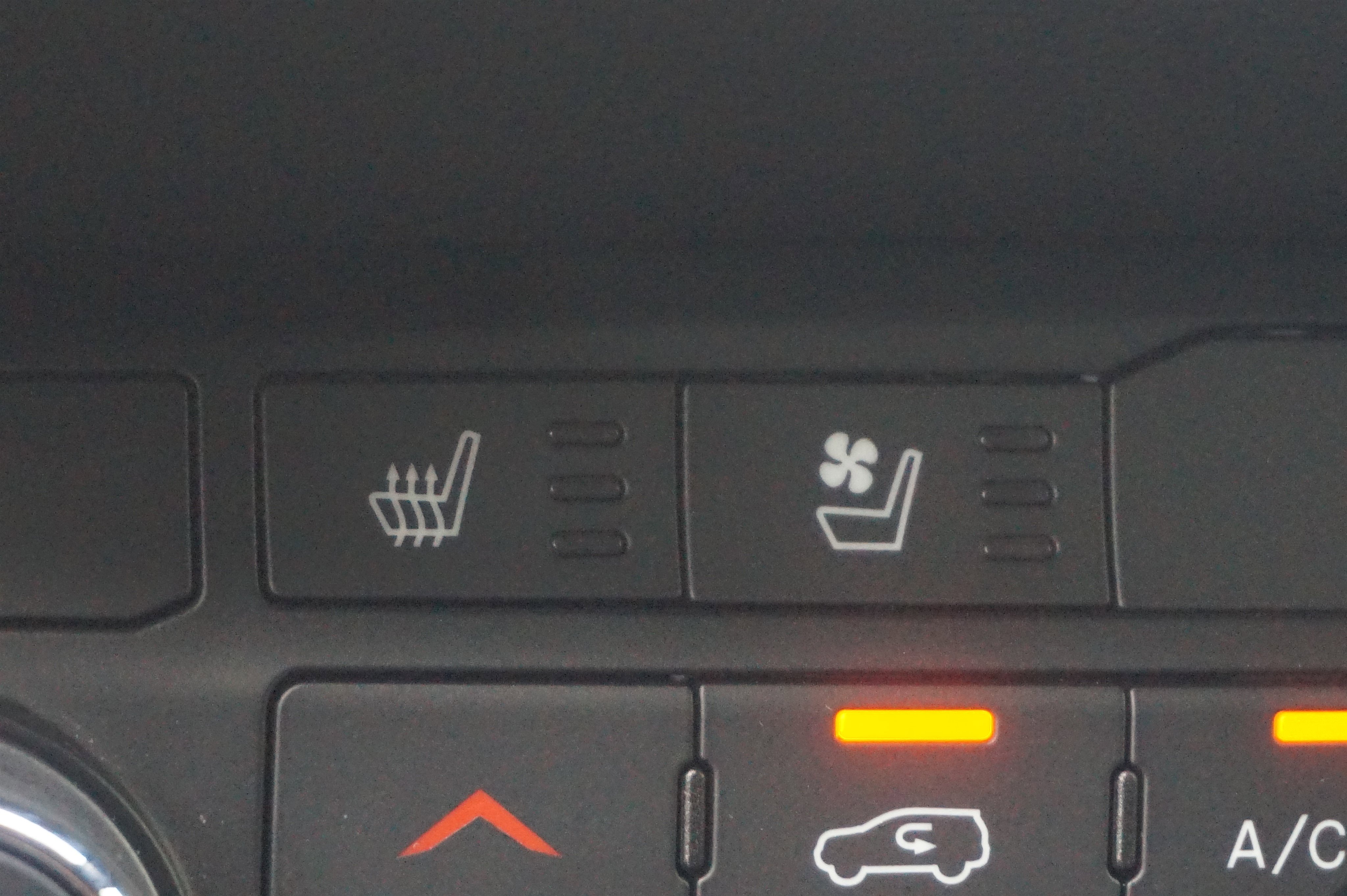 Used 2024 Dodge Durango GT image 36