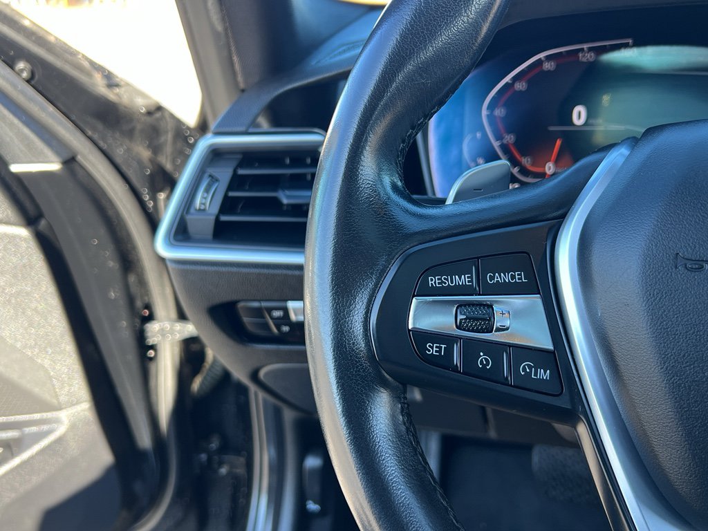 Used 2020 BMW 330i xDrive Sedan w/ Convenience Package image 32