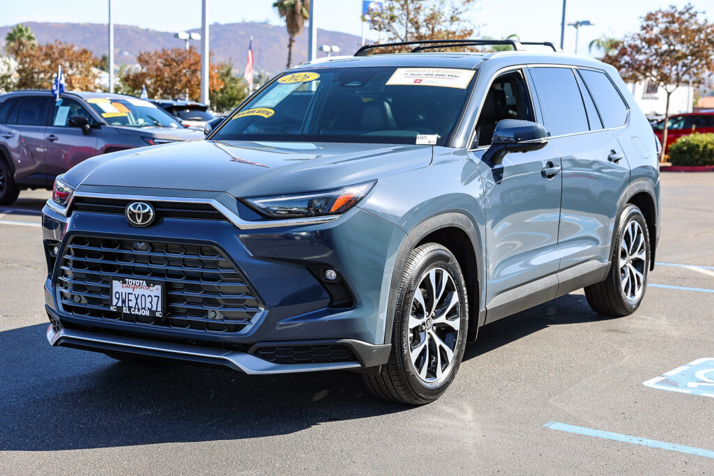 Certified 2026 Toyota Grand Highlander AWD Hybrid image 23