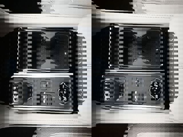 New 2026 Nissan Pathfinder SL image 19