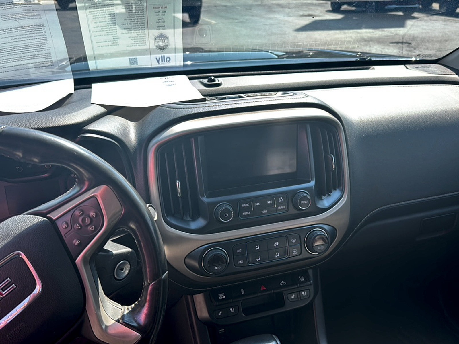 Used 2018 GMC Canyon Denali AWD/4WD image 13