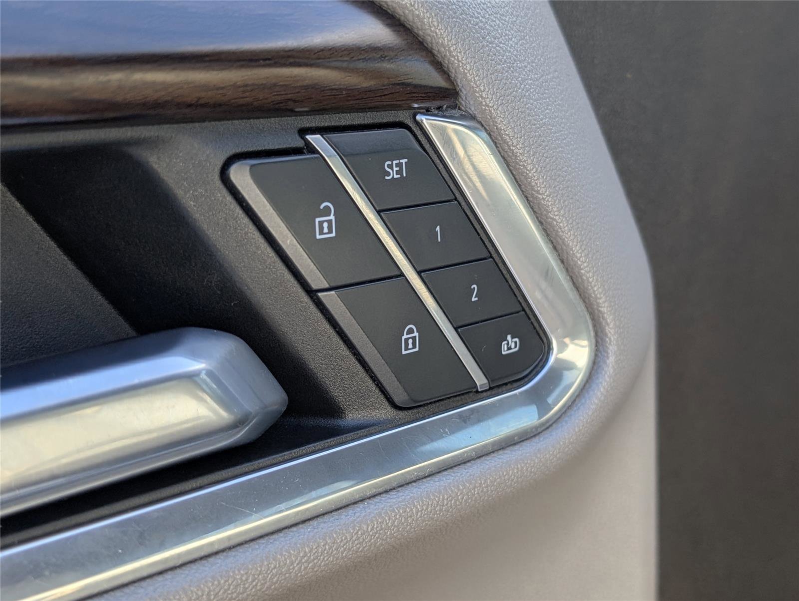 Used 2023 GMC Sierra 1500 SLT w/ SLT Premium Package image 15