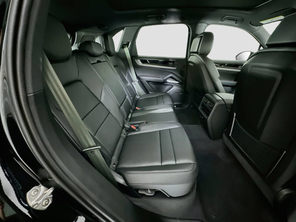 New 2026 Porsche Cayenne S AWD/4WD image 29