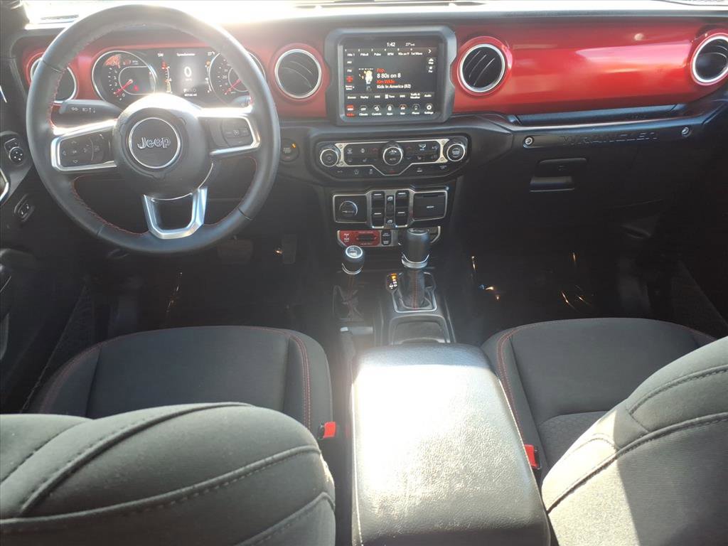 Used 2022 Jeep Wrangler Unlimited Rubicon w/ Cold Weather Group image 6