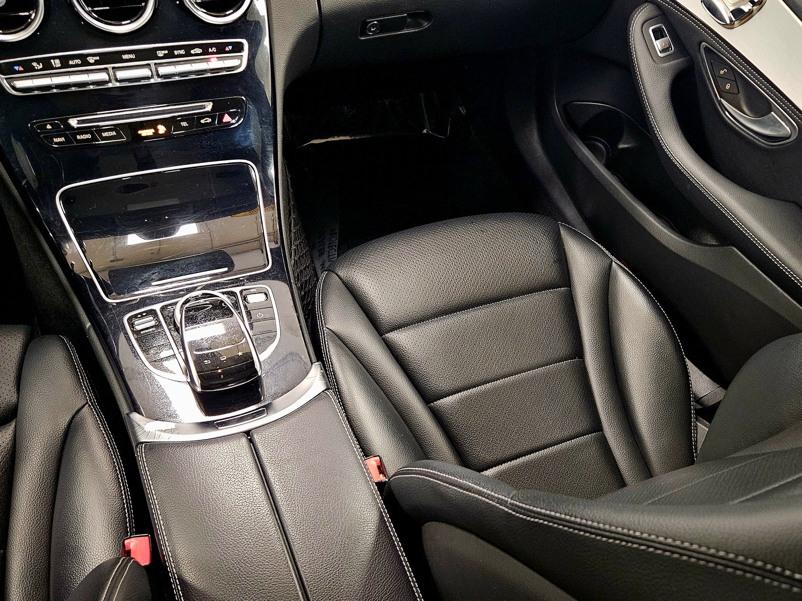 Used 2016 Mercedes-Benz C 300 4MATIC Sedan image 14