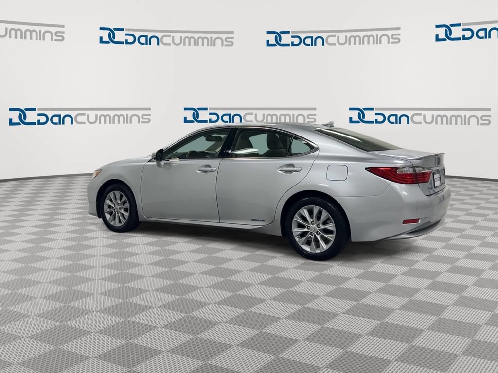 Used 2013 Lexus ES 300h w/ Premium Pkg FWD image 6