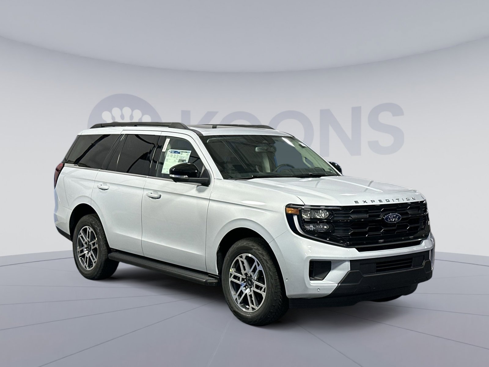 New 2025 Ford Expedition Active image 10
