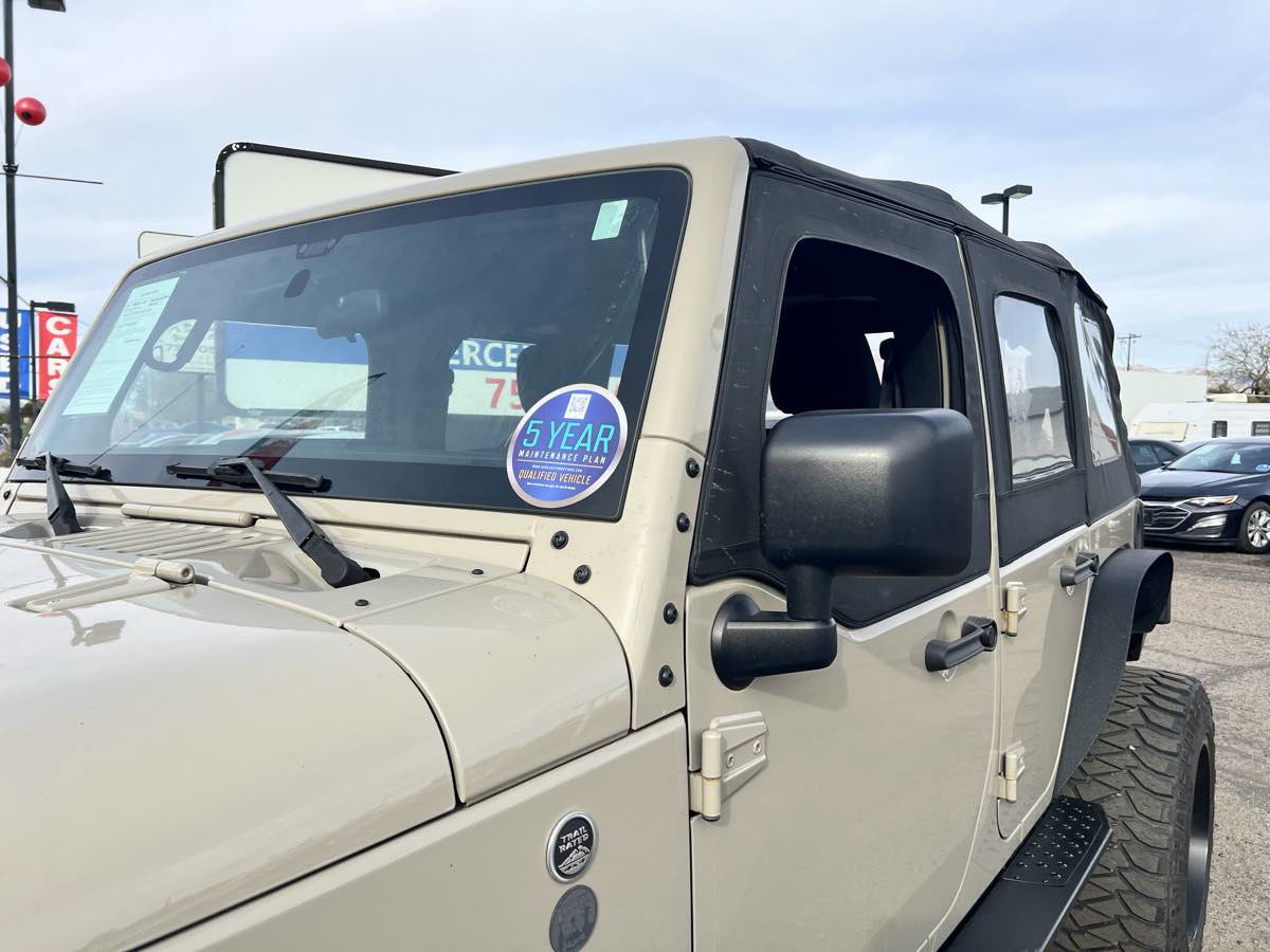 Used 2018 Jeep Wrangler Unlimited Sport w/ Connectivity Group image 10