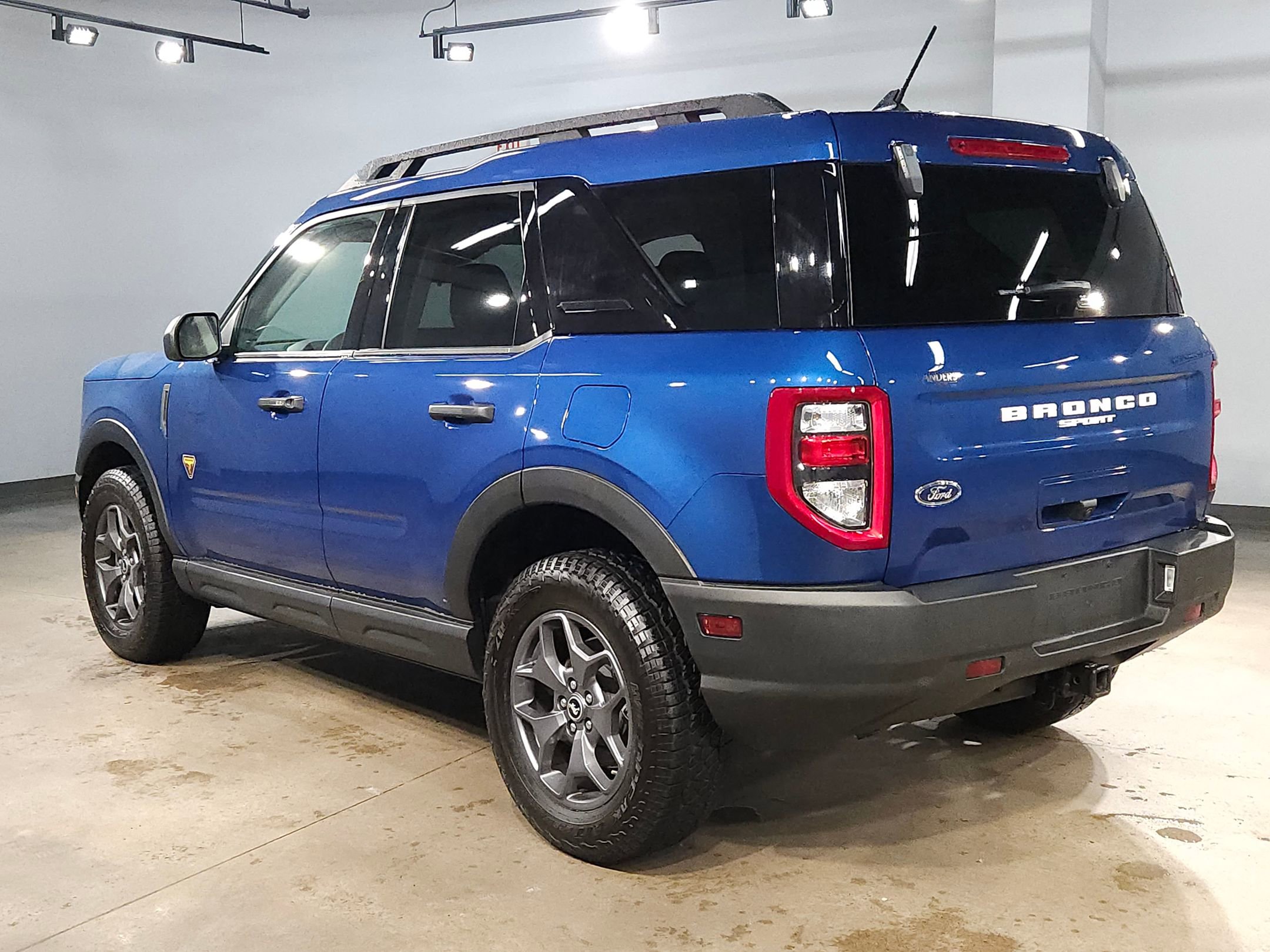 Used 2023 Ford Bronco Sport Badlands image 5