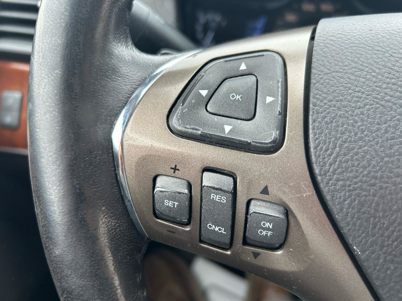 Used 2014 Lincoln MKX AWD w/ Equipment Group 101A image 19