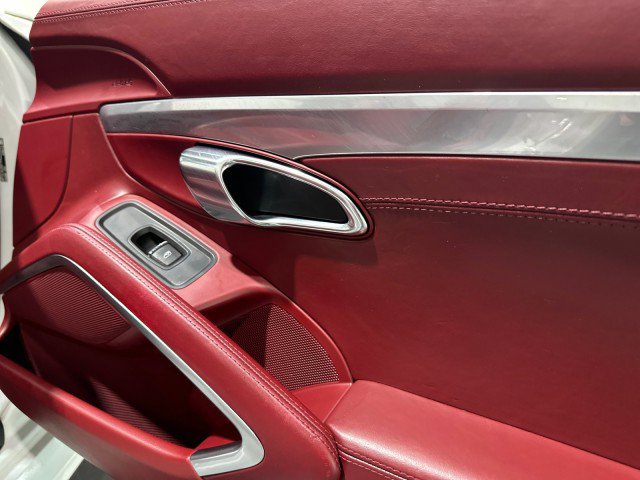 Used 2017 Porsche 718 Boxster RWD image 37