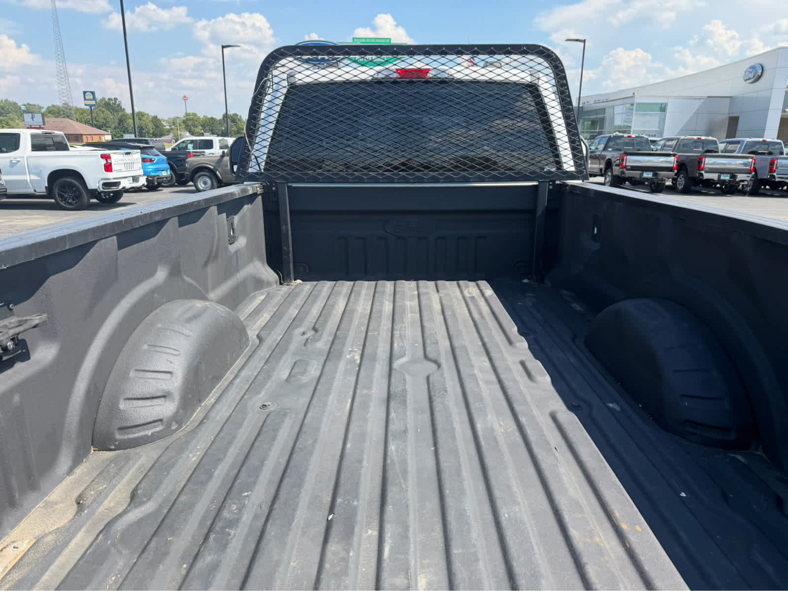 Used 2020 Ford F250 XL w/ Power Equipment Group AWD/4WD image 14
