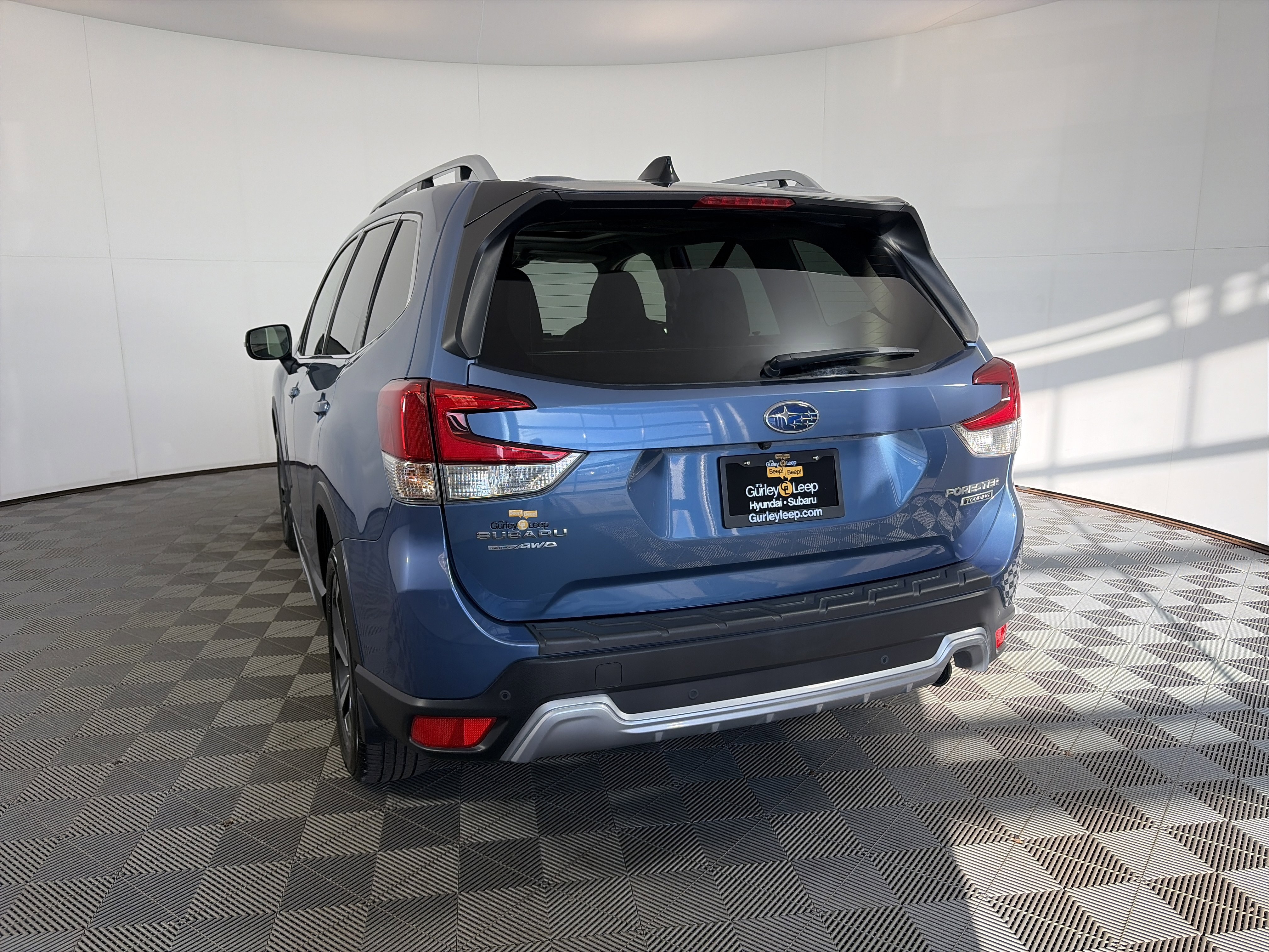 Used 2024 Subaru Forester Touring w/ POP Package 3 image 8