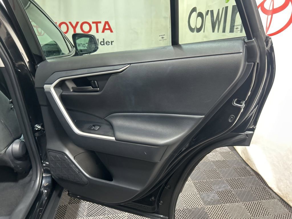 Used 2025 Toyota RAV4 LE image 14