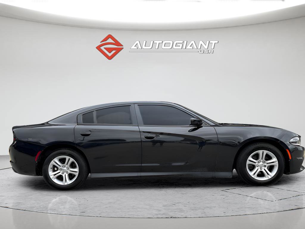 Used 2015 Dodge Charger SE RWD image 12