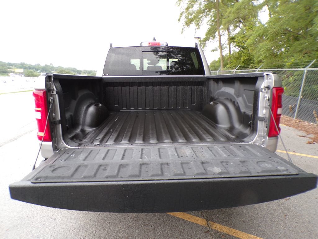 Used 2025 RAM 1500 Big Horn AWD/4WD image 19