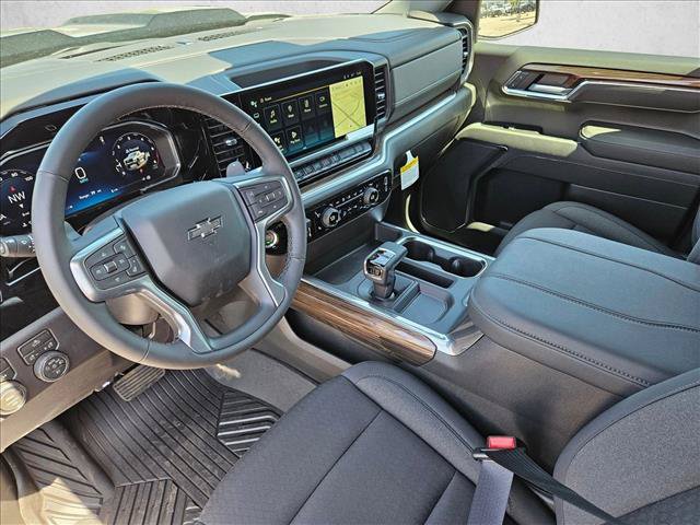 New 2026 Chevrolet Silverado 1500 LT Trail Boss w/ Dark Appearance Package AWD/4WD image 3