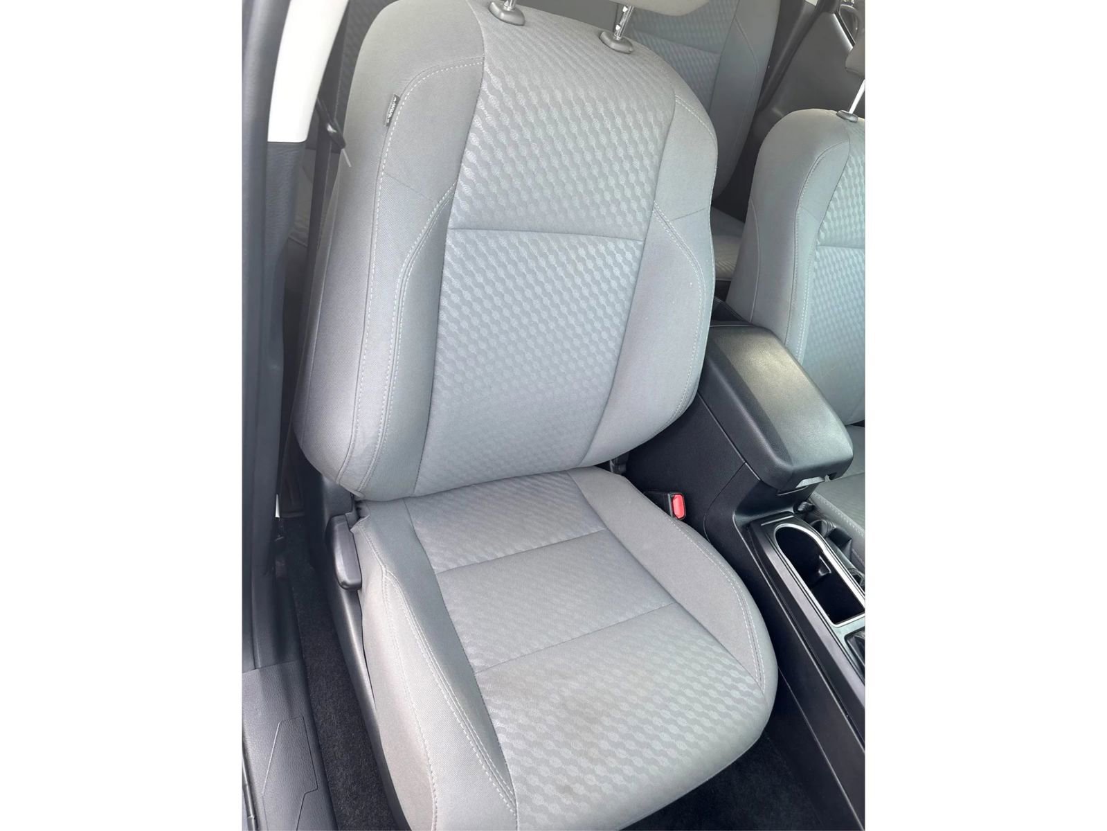 Used 2022 Toyota Tacoma SR AWD/4WD image 34
