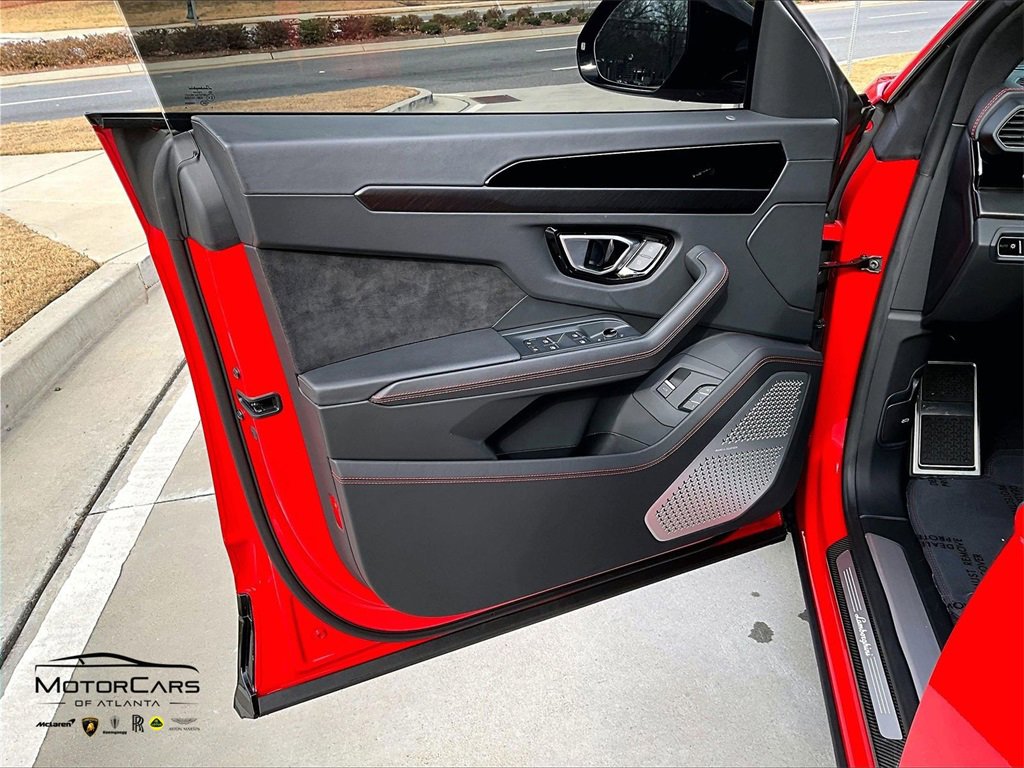 Used 2023 Lamborghini Urus S image 20