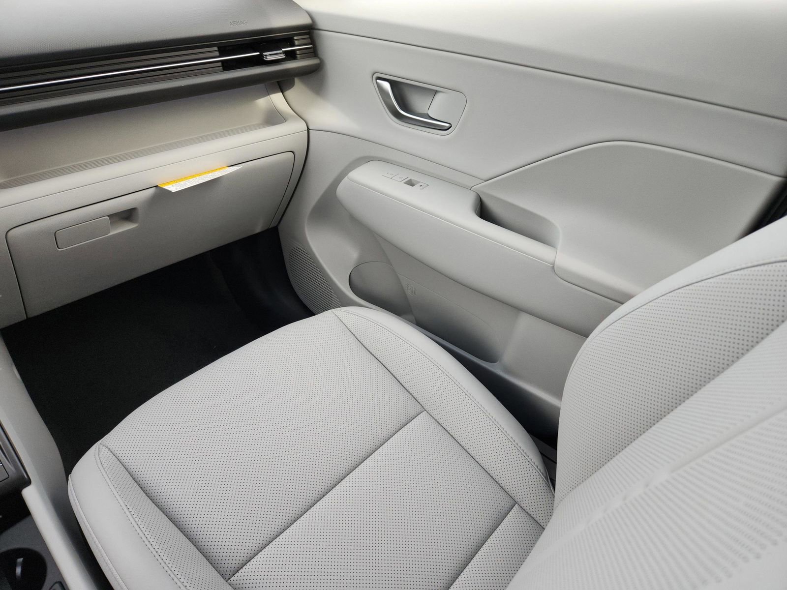 New 2026 Hyundai Kona SEL Premium image 13