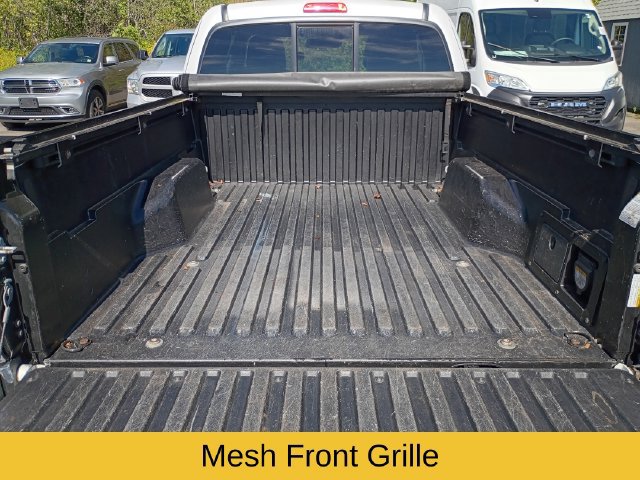 Used 2022 Toyota Tacoma TRD Sport AWD/4WD image 19