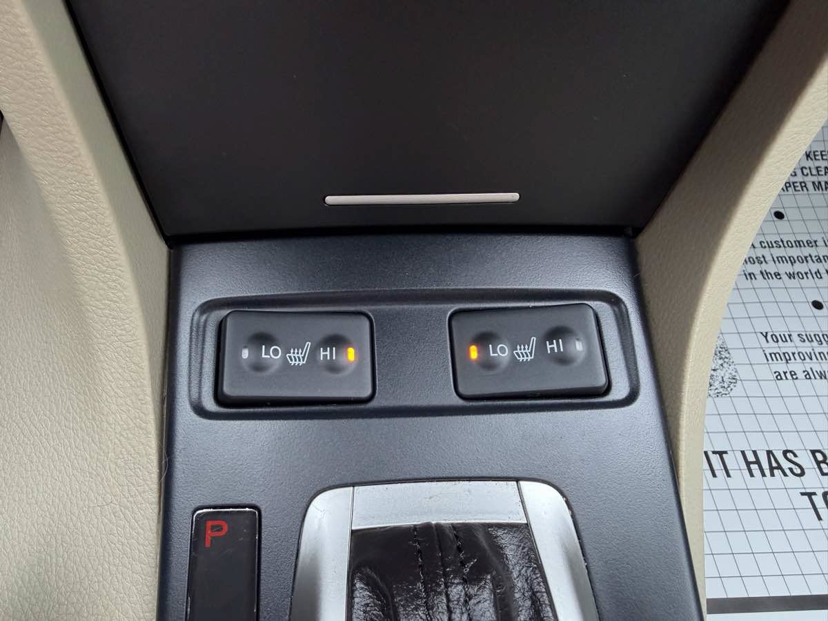 Used 2017 Acura ILX FWD image 21