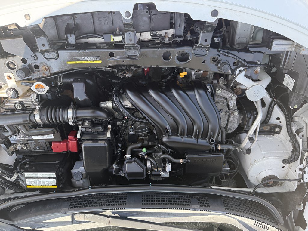Used 2016 Nissan Versa SV FWD image 21