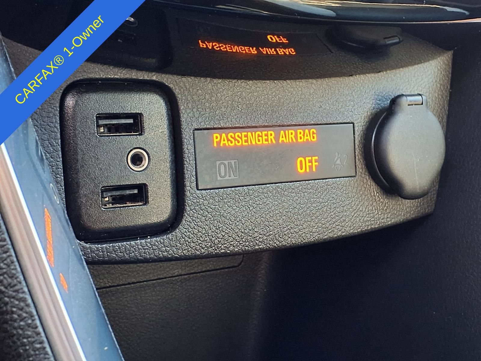 Used 2018 Chevrolet Trax Premier w/ Midnight Edition AWD/4WD image 27