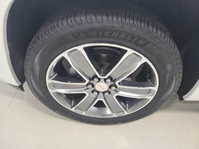 Used 2019 GMC Acadia Denali w/ LPO, Cargo Package AWD/4WD image 39