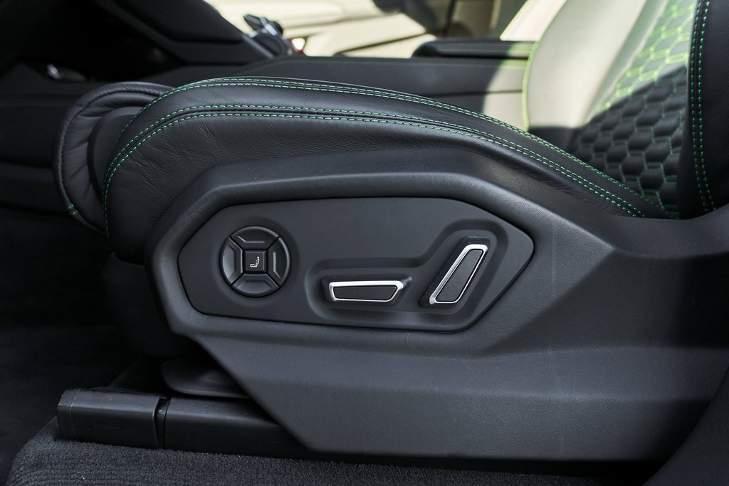 Used 2021 Lamborghini Urus image 33