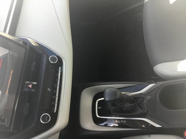 Used 2025 Toyota Corolla LE FWD image 17