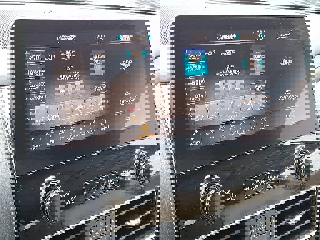 Used 2024 Nissan Armada SV image 19