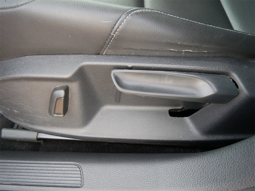 Used 2019 Volkswagen Golf SE w/ Driver Assistance Package image 15