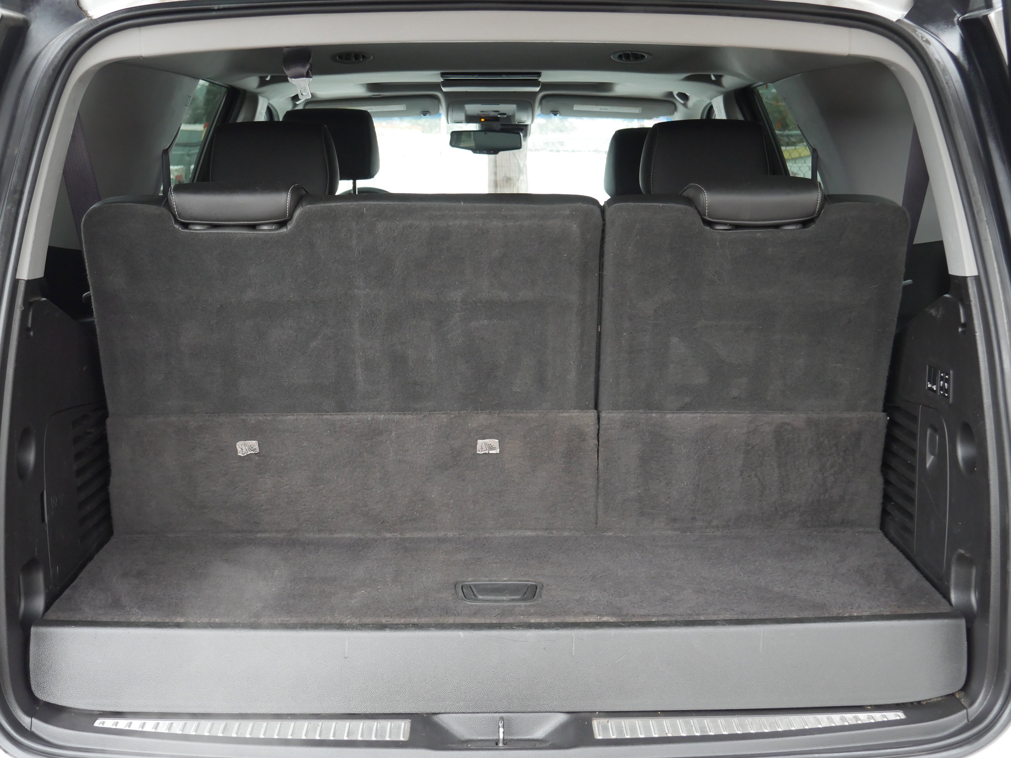 Used 2016 Chevrolet Tahoe LTZ image 23