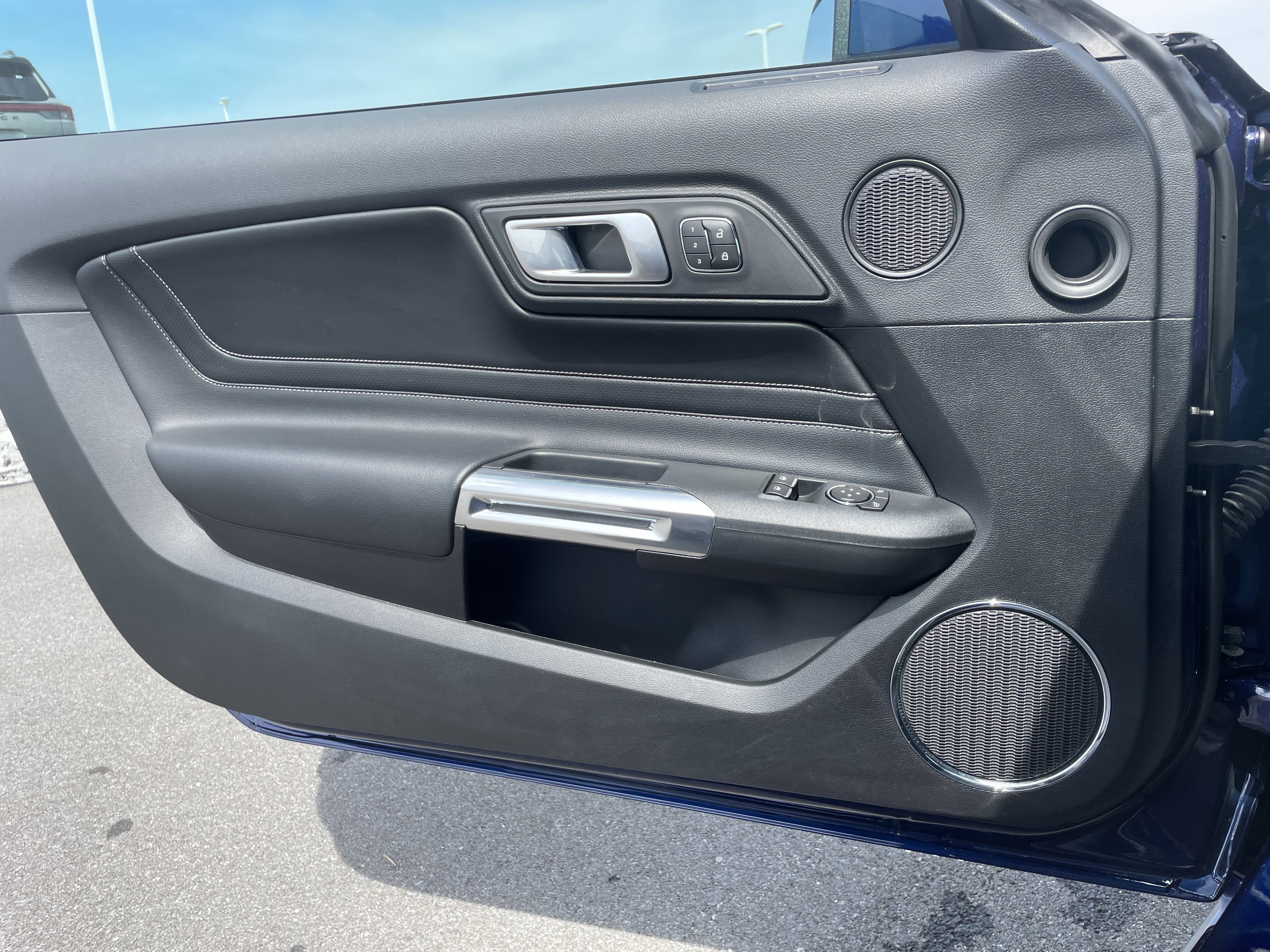 Used 2020 Ford Mustang GT Premium w/ GT Performance Package RWD image 15