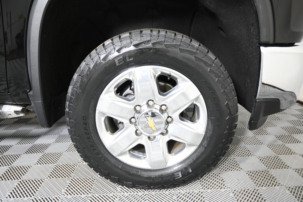 Used 2023 Chevrolet Silverado 2500 LTZ w/ LTZ Plus Package image 12