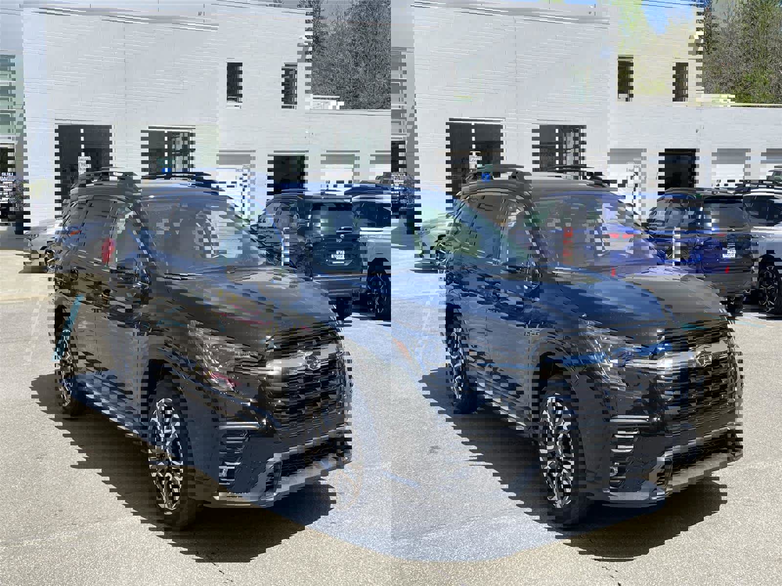 Used 2023 Subaru Ascent Limited image 7