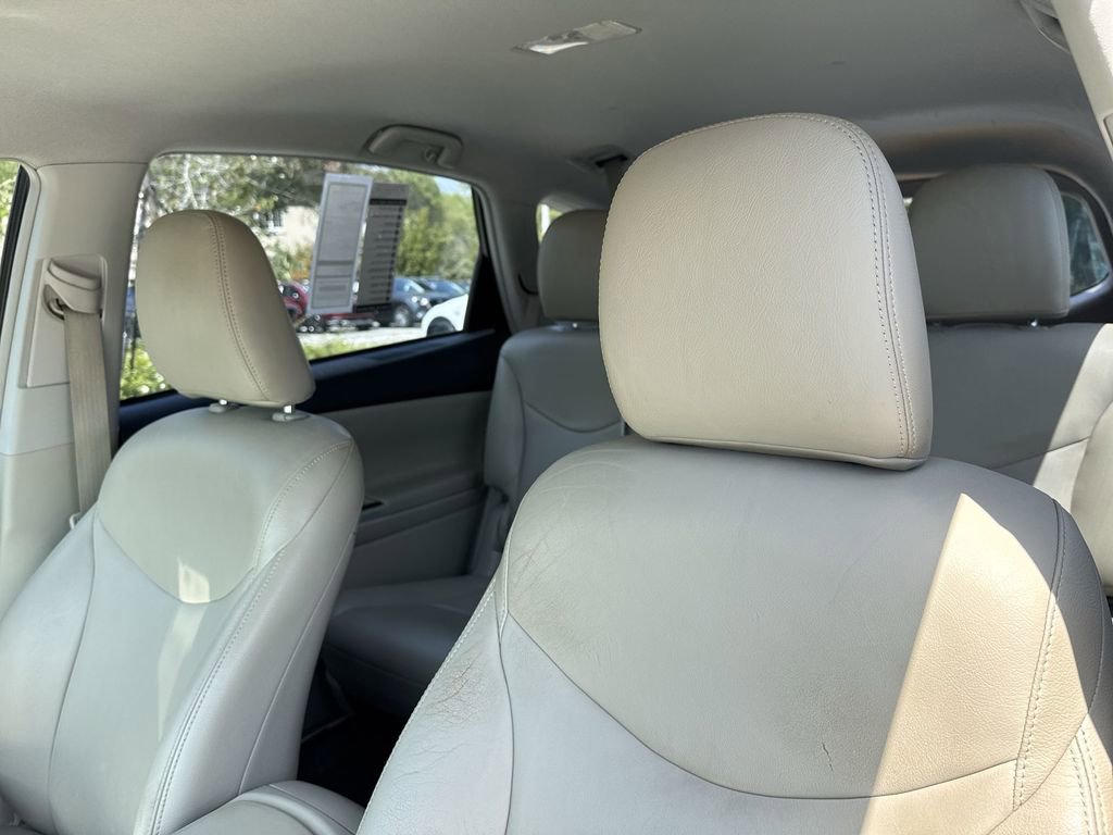 Used 2013 Toyota Prius V Two image 43
